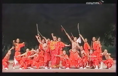 武术馆功夫表演团在《东方之梦》独幕剧中演出