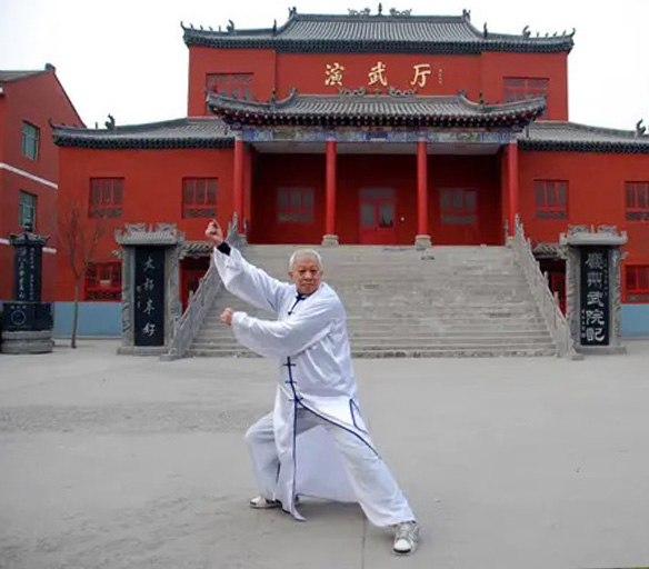 陈庆洲