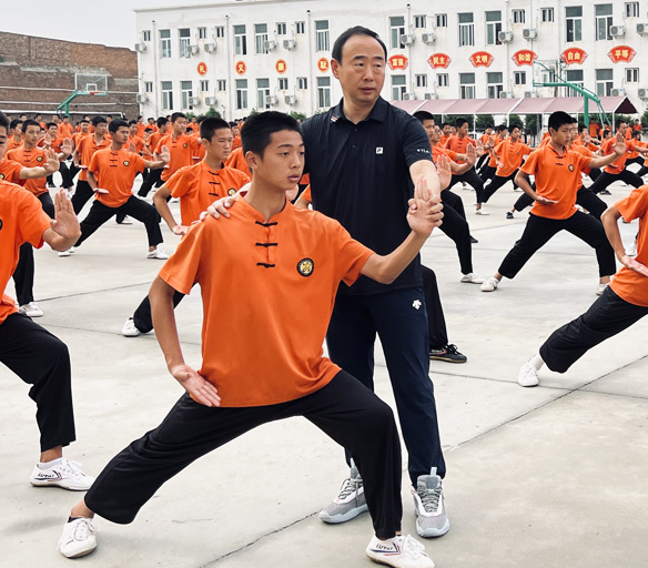 王占通